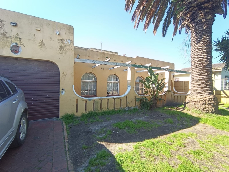 6 Bedroom Property for Sale in Klawer Western Cape